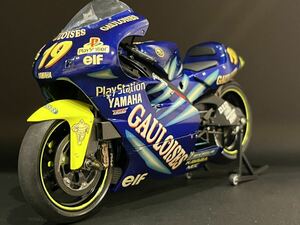 完成品 GAULOISES YAMAHA YZR タミヤ プラモデル バイク 模型 1/12 オートバイシリーズ　NO86