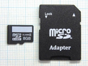 ★アダプタ付 microSDHC メモリーカード ８GB 中古★送料８５円・１８５円