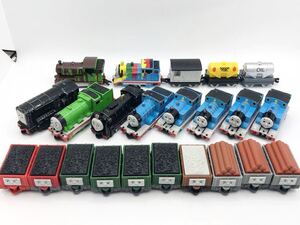 トーマス トミカ　連結　いじわる貨車　客車　タンク　オイル　チョコレート　ペンキ　レア　大量セット　まとめ　入手困難　パーシー　安