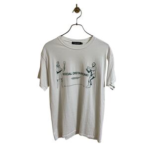 【アンダーカバー UNDERCOVER 限定 MAD STORE SOCIAL DISTANCING Tシャツ メンズM 白 ホワイト artscabut期 685 jonio UNDERCOVERISM】