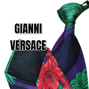 GIANNI VERSACE　グリーン系　花柄　イタリア製