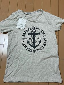 新品未使用　プリントTシャツ