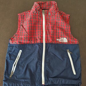 ノースフェイス THE NORTH FACE マウンテンパーカーベスト アウトドア　キッズ110　袖無し　フードなし　子供服　男女可能男の子女の子