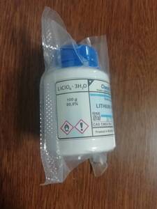 過塩素酸リチウム三水和物 99.9%(3N) 100g LiClO4・3H2O 無機化合物標本 試薬 試料