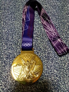 【未使用品】ロンドンオリンピック London 2012 金メダル レプリカ