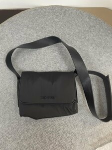 FEAR OF GOD フィアオブゴッド ショルダーバッグ ESSENTIALS Unisex Chest Bag Waist Bag Crossbody Bagバッグ 希少 中古