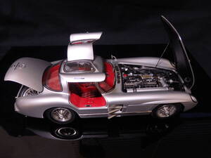 1/18 CMC メルセデスベンツ 300SLR Mercedes Benz 300 SLR 日本に1台のミニカー？