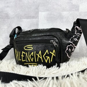 極美品 BALENCIAGA バレンシアガ グラフィティ ウエストポーチ ボディバッグ ショルダー ベルト 斜めがけ レザー ロゴ型押し メンズ 通勤 