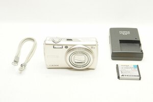 【適格請求書発行】FUJIFILM フジフィルム FinePix F200EXR コンパクトデジタルカメラ シルバー【アルプスカメラ】241115a