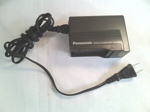 Panasonic バッテリーチャージャー ACアダプター　VW-AD1　／バッテリーVW-VBD1他充電用★動作品