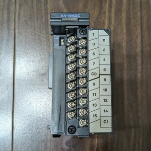 ★未使用に近い★ KEYENCE PLC KV-B16XC 16点入力ユニット 管理番号②