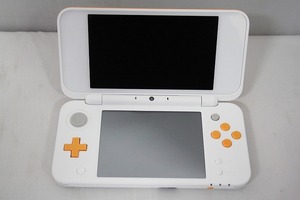 ニンテンドー Nintendo New2DSLL ホワイト×オレンジ JAN-001