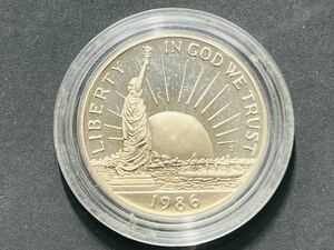 未使用 美品 1986年 アメリカ リバティー コイン 記念硬貨 メダル HALF DOLLAR 1/2ドル 移民国家200年 記念 自由の女神 移民船