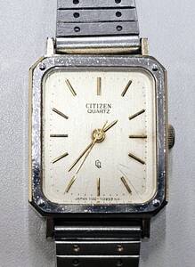 M-8028 【同梱不可】980円～ 現状品　CITIZEN/シチズン　4-106636　ゴールド文字盤　クォーツ　レディース　腕時計　