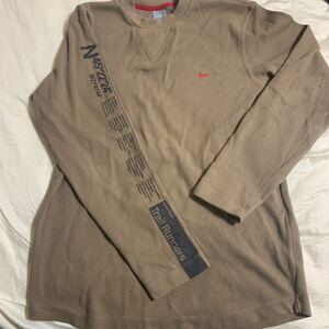 ナイキトレイルランナーズNIKE大きいサイズXL ロングスリーブ トップス クルーネックmounthoodTRAILRunners美品キャメルダークベージュ