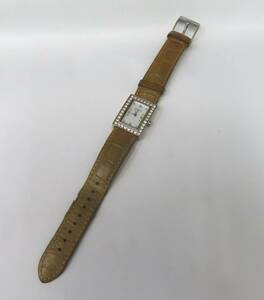 #71391 FURLA フルラ ラインストーン ベゼル スクエア 白文字盤 レディース ウォッチ クォーツ 腕時計 