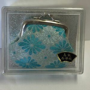 【中古 送料込】西陣織 がま口小銭入れ 財布 サイズ(約) 8×6cm ケース入り◆D5163