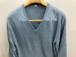 大きいサイズ　ゴルフセーター　Ｖネック　メリノウール　ハイゲージ毛糸ニット　ＸＸＬ　ミックスブルー　ＵＮＩＱＬＯ★中古格安 ！