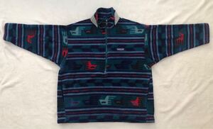 パタゴニア 総柄 KID’S 8 中古です 左右ポケット ドローコード付き MADE IN USA ハーフジップ フリース キッズ8 patagonia ZIPジャケット