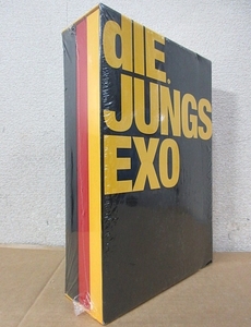 S6320 未使用 未開封 DIE JUNGS EXO PREMIUM SET エクソ フォトブック＆DVD等 多少劣化あり