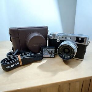 ☆t/外観美品 FUJIFILM 富士フィルム X100F F コンパクトデジタルカメラ 簡易動作確認済み 充電器欠品