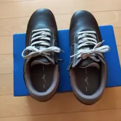 MIZUNO スニーカー