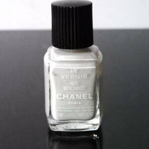 ◆CHANEL ネイルエナメル　ヴェルニ/BERINGOT 83 /￥4,620　USED ◆