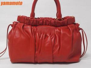 送料無料 miu miu ミュウミュウ 2WAY ハンドバッグ ショルダーバッグ BAULETTO APERTO ナッパ ストラップ レザー レッド RN0816 美品