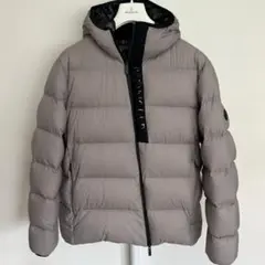 極美品 MONCLER "GIRAUD ジラウド" 確実正規品 ベージュ系 T3