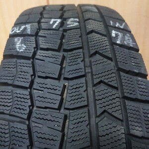 （中古18）ダンロップ WM02 215/60R16 95Q 18年製　IN・OUTあり　DUNLOP　WINTERMAXX02