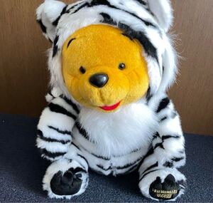 心斎橋 くまのプーさん プーさん ホワイトタイガー 虎 TIGER 2003 ディズニーストア ぬいぐるみ ディズニー Disney