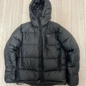 美中古　パタゴニア　フィッツロイダウンジャケット　ブラック　サイズ　S PATAGONIA