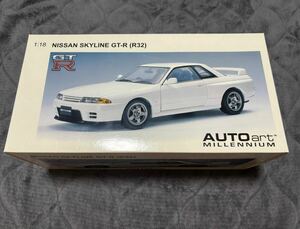 AUTOart オートアート NISSAN 日産 スカイライン GT-R R32 中古品