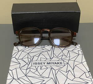 美品　ISSEY MIYAKE EYES × 金子眼鏡　ELEMENT SERIES PENTAGON イッセイミヤケ　ペンタゴン　チタンコンビ