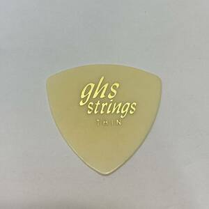 ① 未使用 ghs strings THIN アイボリー ゴールド文字 ギター ピック