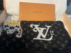 【新品】LOUIS VUITTON ルイヴィトン　エトール・ダミエ ジャイアント ウェーブ モノグラム　(保管に伴う皺有り)