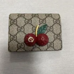 GUCCI ミニ財布　チェリー