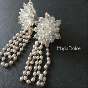 送料無料*MagiaDolce 5248●クリアピアス フラワーピアス パールピアス 大人可愛い ロングピアス ゴージャスピアス 結婚式