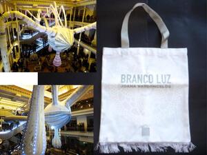 パリ デパート ボンマルシェ コラボ 限定 エコバッグ トートバッグ 新品 ユニセックス LE BON MARCHE × BRANCO LUZ コットン フリンジ 白