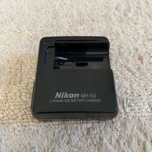 Nikon ニコン バッテリーチャージャー MH-53