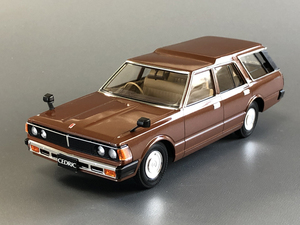 【送料無料】1/24 アオシマ 日産 430 セドリック バン NISSAN CEDRIC Van グロリア 姉妹車 大幅改造