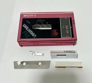 ジャンク品 SONY ソニー ウォークマン WALKMAN WM-F20 ピンク 日本製 カセットプレーヤー