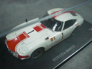 京商 Museum Collection 1/43 トヨタ 2000GT フジ 24時間（ホワイト）＃1