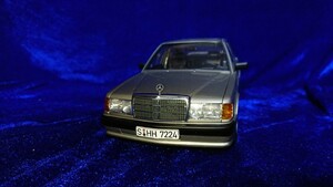 1/18 AUTOart オートアート Mercedes Benz 190E 2.3-16V 76121 シルバーメタリック スモークシルバー 702 