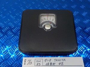 TINR3●〇　タニタ　TANITA　体重計　中古　　　5-11/13（ま）