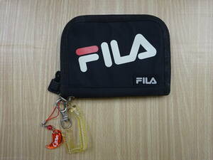 ( え-G1-1040 )FILA　フィラ　二つ折り財布　ラウンドファスナー　ブラック　黒　中古