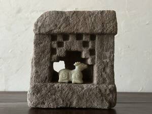 アンティーク レリーフ　手彫り　インド　オブジェ　アート　インテリア 置物 石器 石 天然石 民芸　古民芸　一枚岩 ハンドメイド 彫刻　