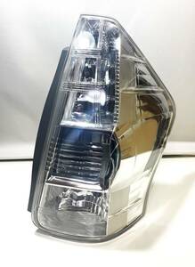 トヨタ プリウスα 前期 左テールランプ 純正 LED 点灯OK 現状品 ジャンク ZVW40 ZVW41 プリウスアルファ STANLEY 47-46 TOYOTA PRIUS