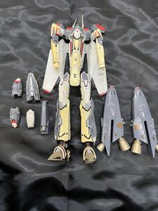 JP1785＊おもちゃ プラモデル マクロス VF-25F 現状品＊ 