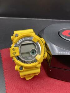 【2843】CASIO カシオ G-SHOCK FROGMAN DW-8250 YELLOW フロッグマン 腕時計 Gショック 電池切れ 動作未確認